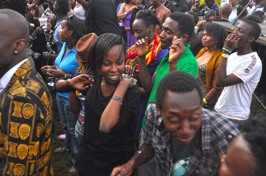 Blankets and Wine XL