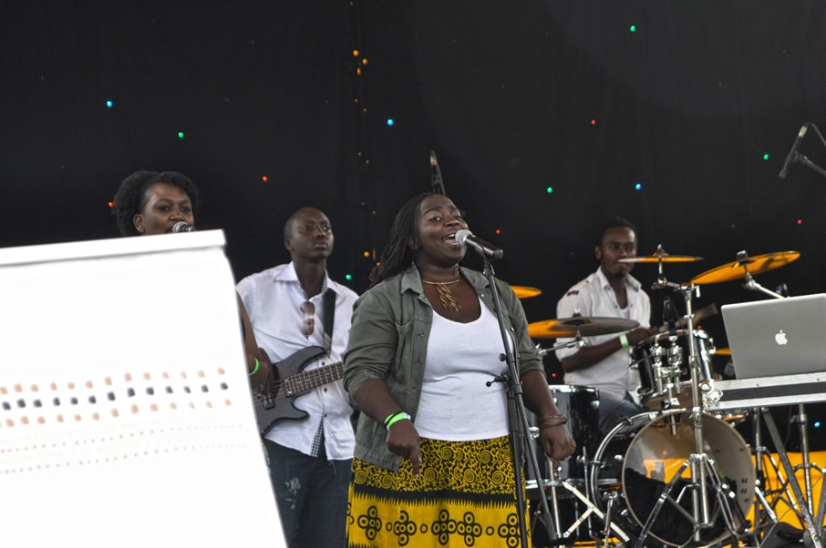 Blankets and Wine XL