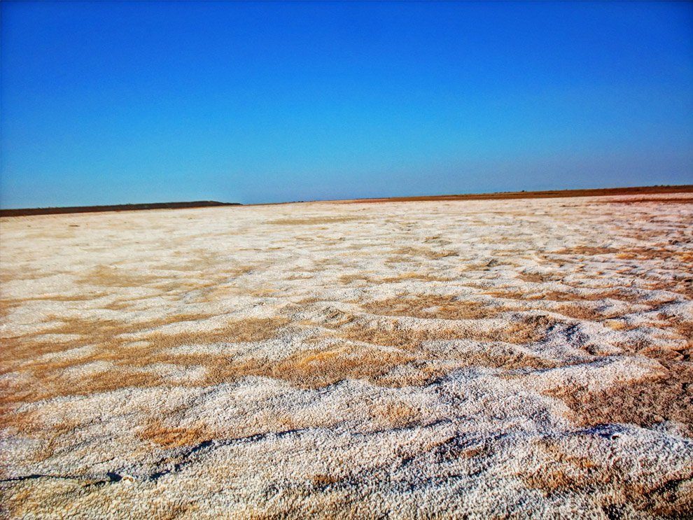 Chalbi Desert_Salt pan