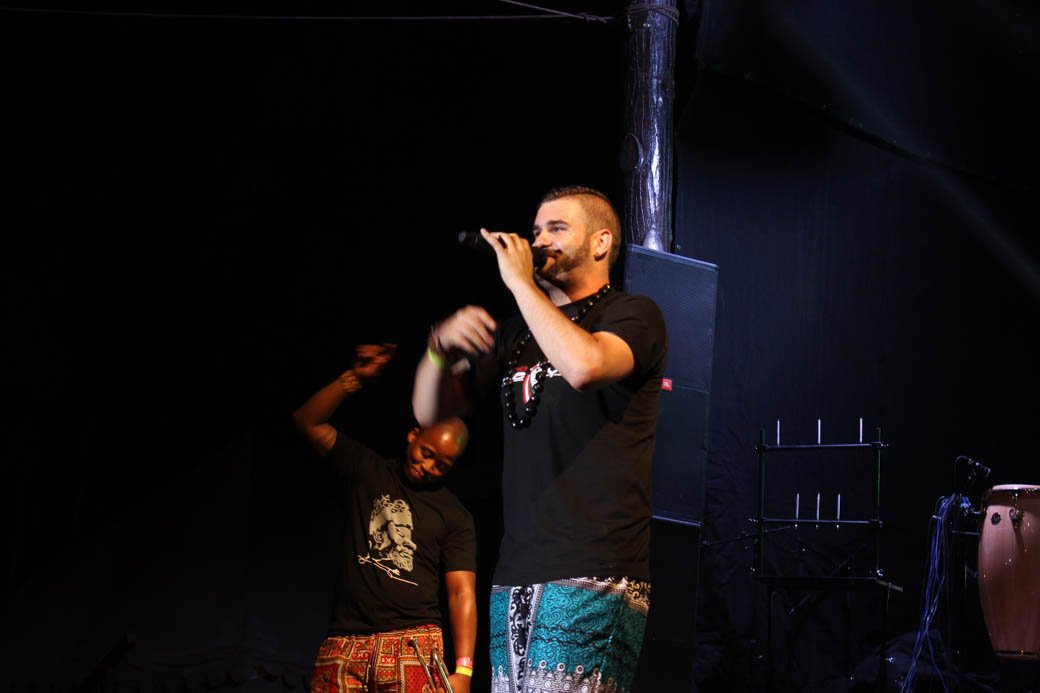 Blankets&Wine50_Mi Casa JSomething3