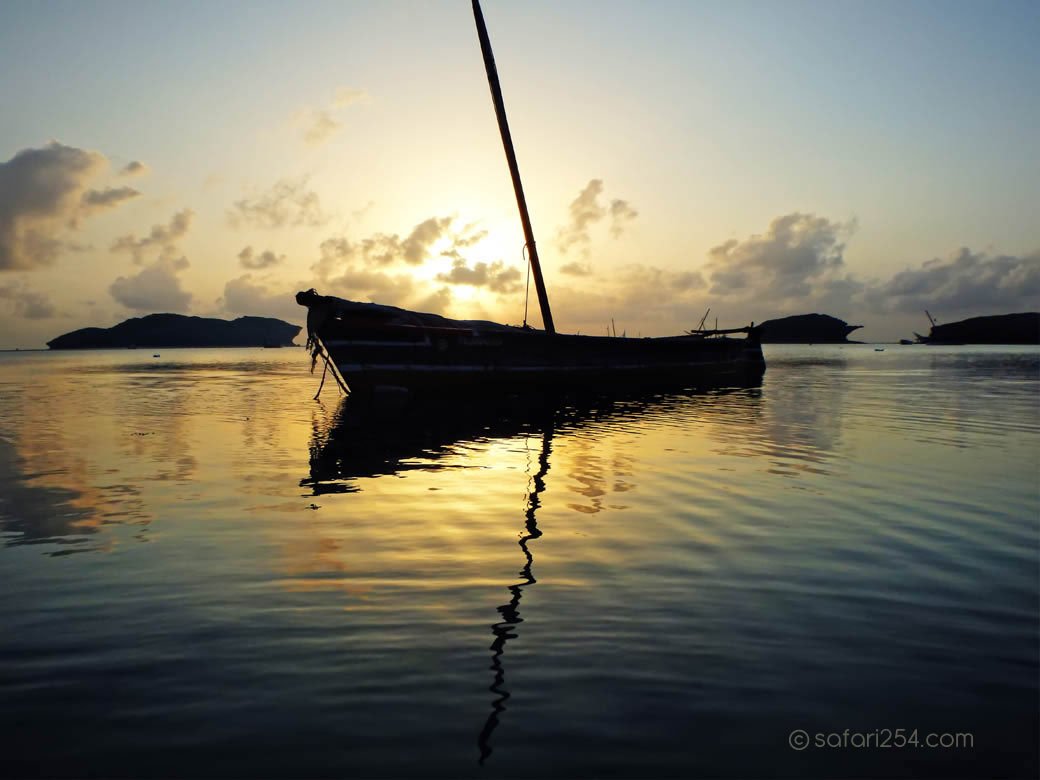 Watamu Beach_touch of gold14