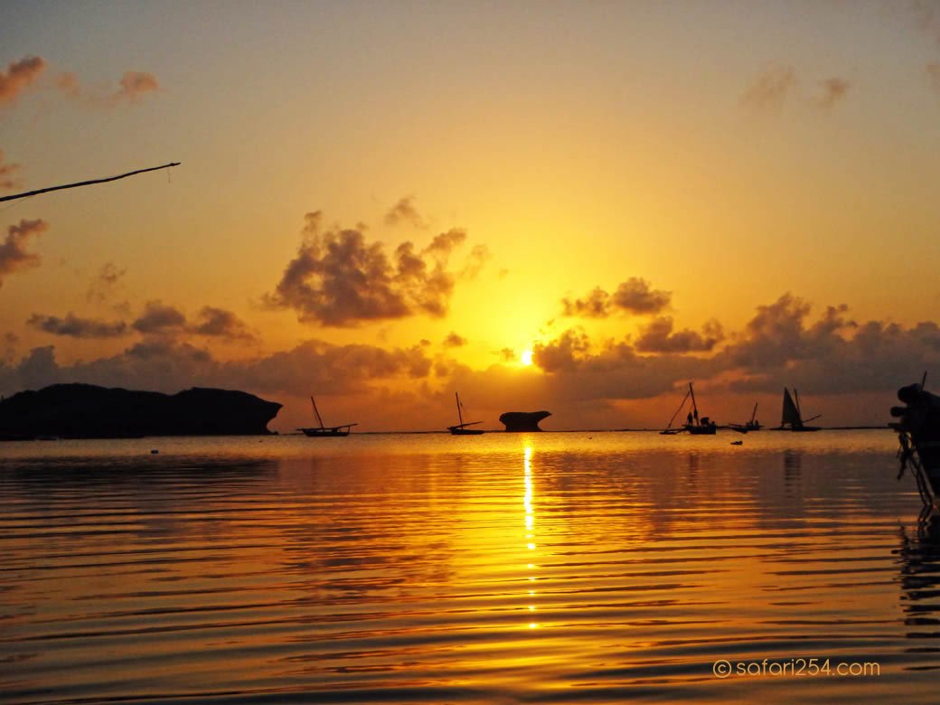 Watamu Beach_touch of gold7