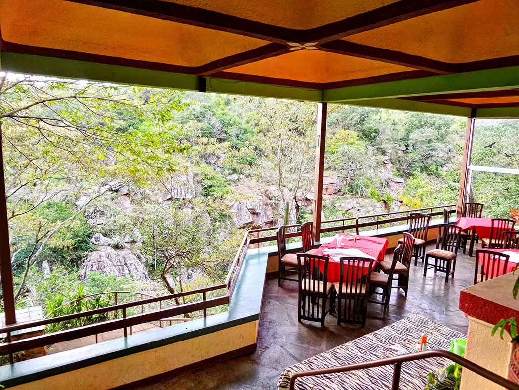 Masai Lodge_restaurant1