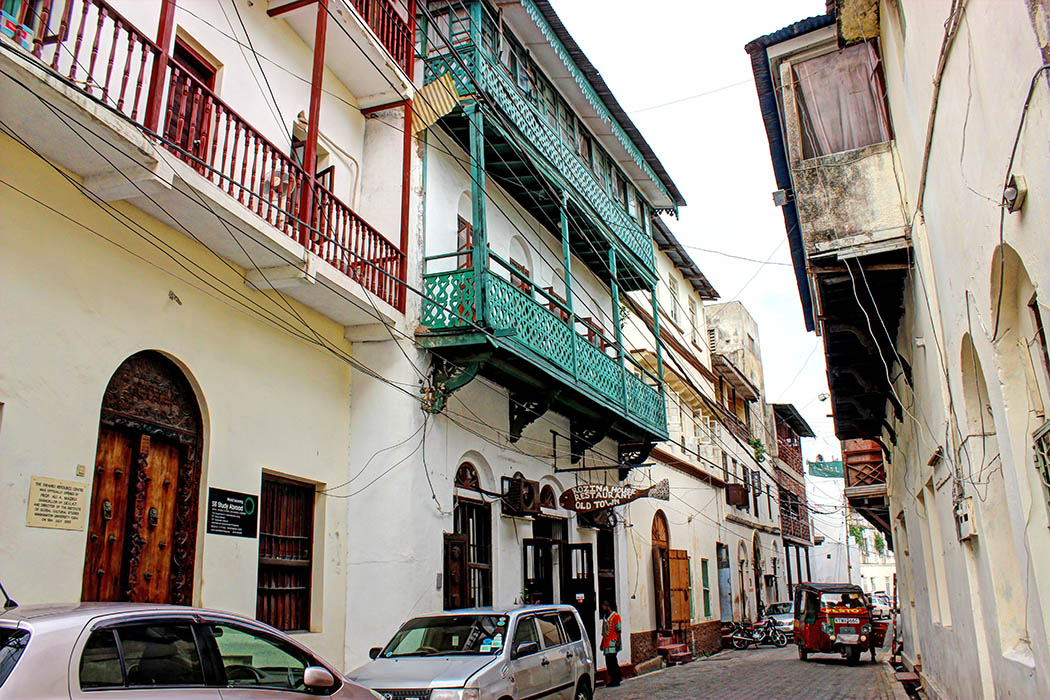 Mombasa-Old-Town_Rozina-house-restaurant.jpg