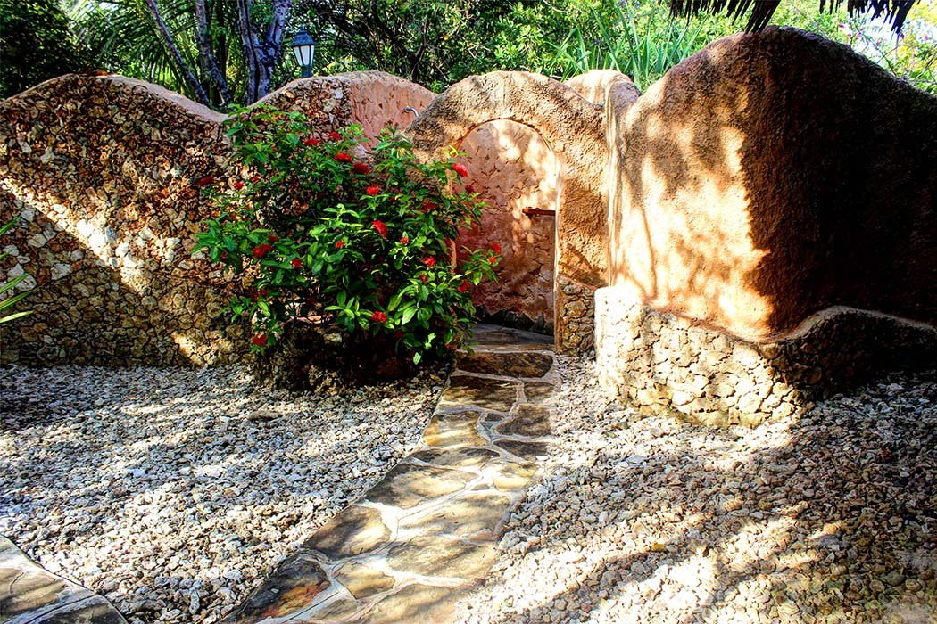 The Sands at Chale Island_outdoor shower