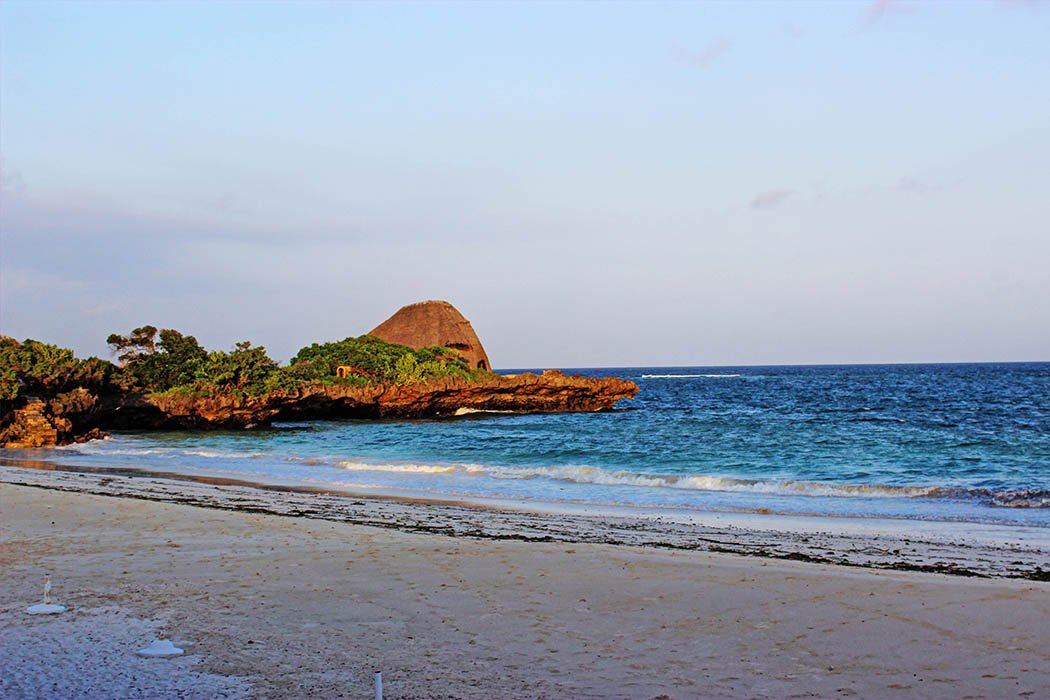 The Sands at Chale Resort_beach at dusk