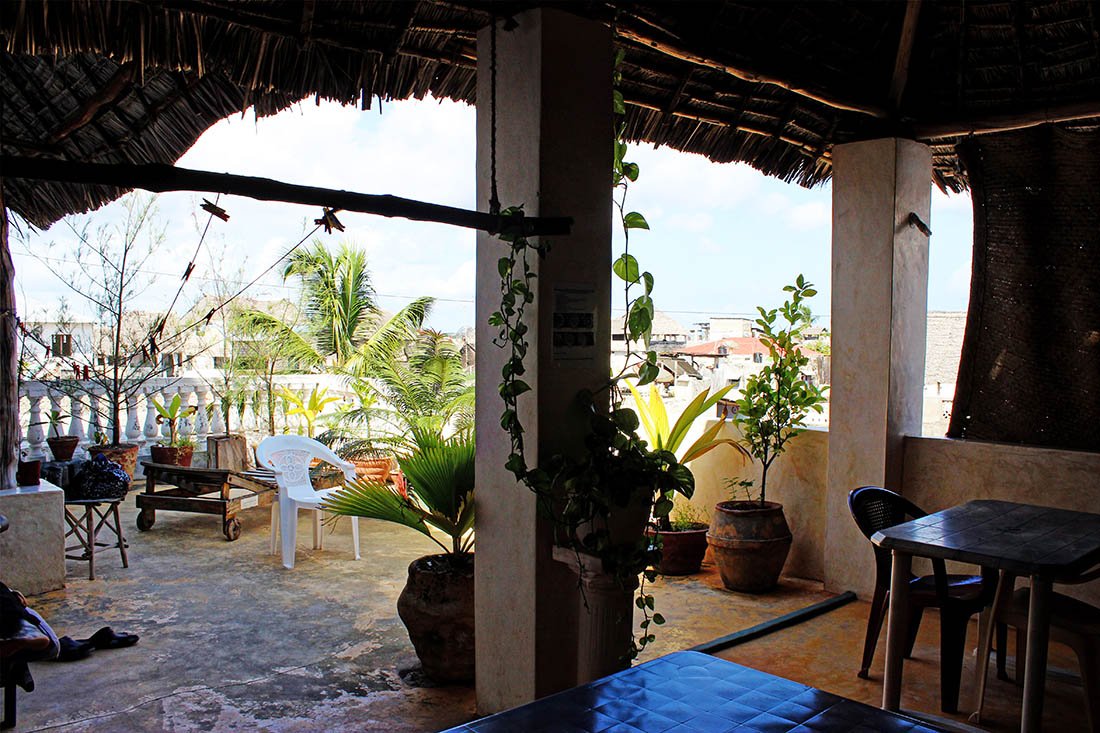 Jambohouse rooftop3