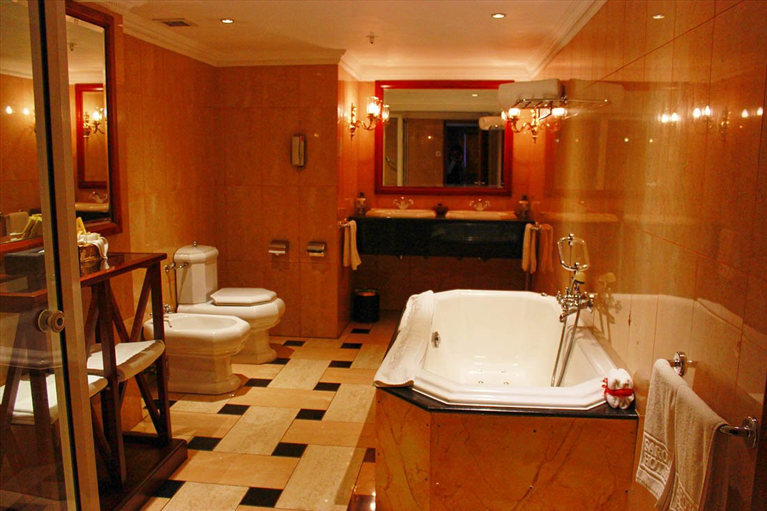 Sarova Stanley_Bathroom1