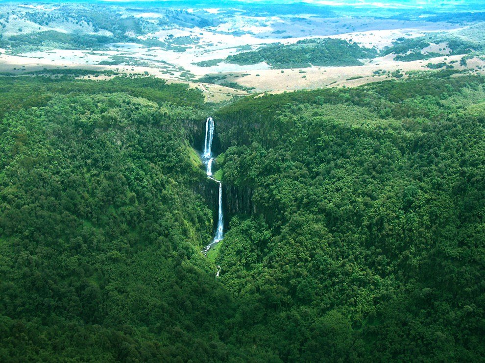 Aberdare National Park_karuru water falls