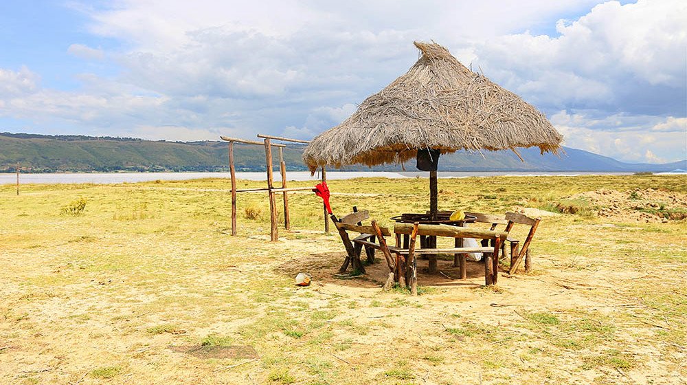 Lake Olbolossat_Bench