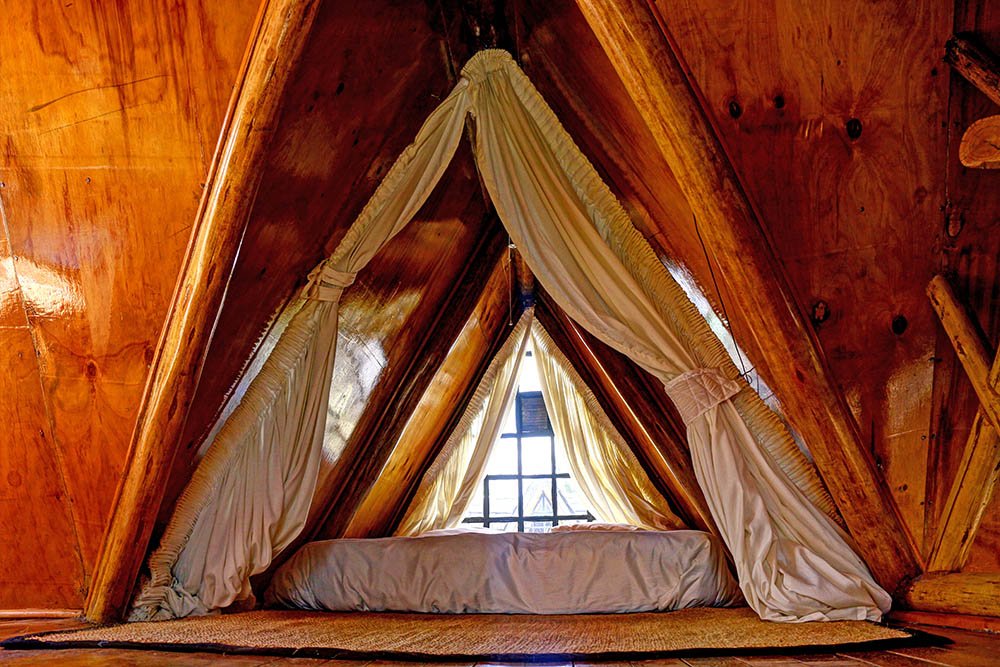 Samawati Conservancy_Standard cabin bedroom