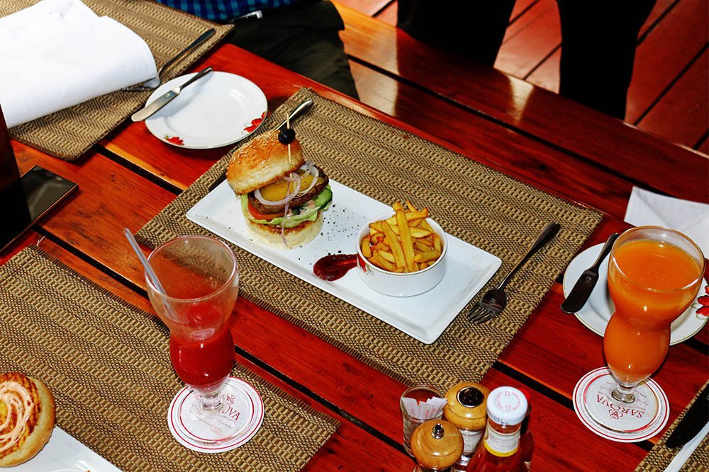 Burger Fest_bacon & cheese burger