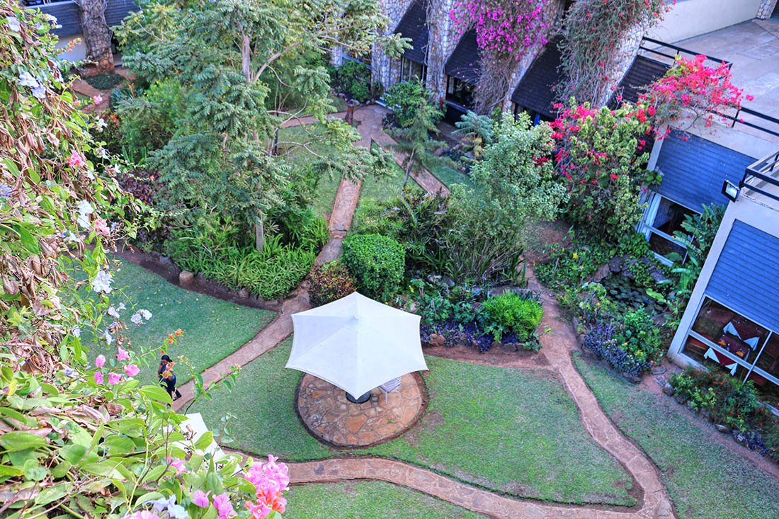 sarova-taita-hills-game-lodge_view-from-roof